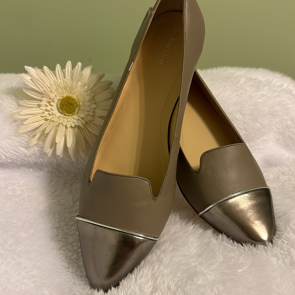 Calvin Klein pewter cap toed flats